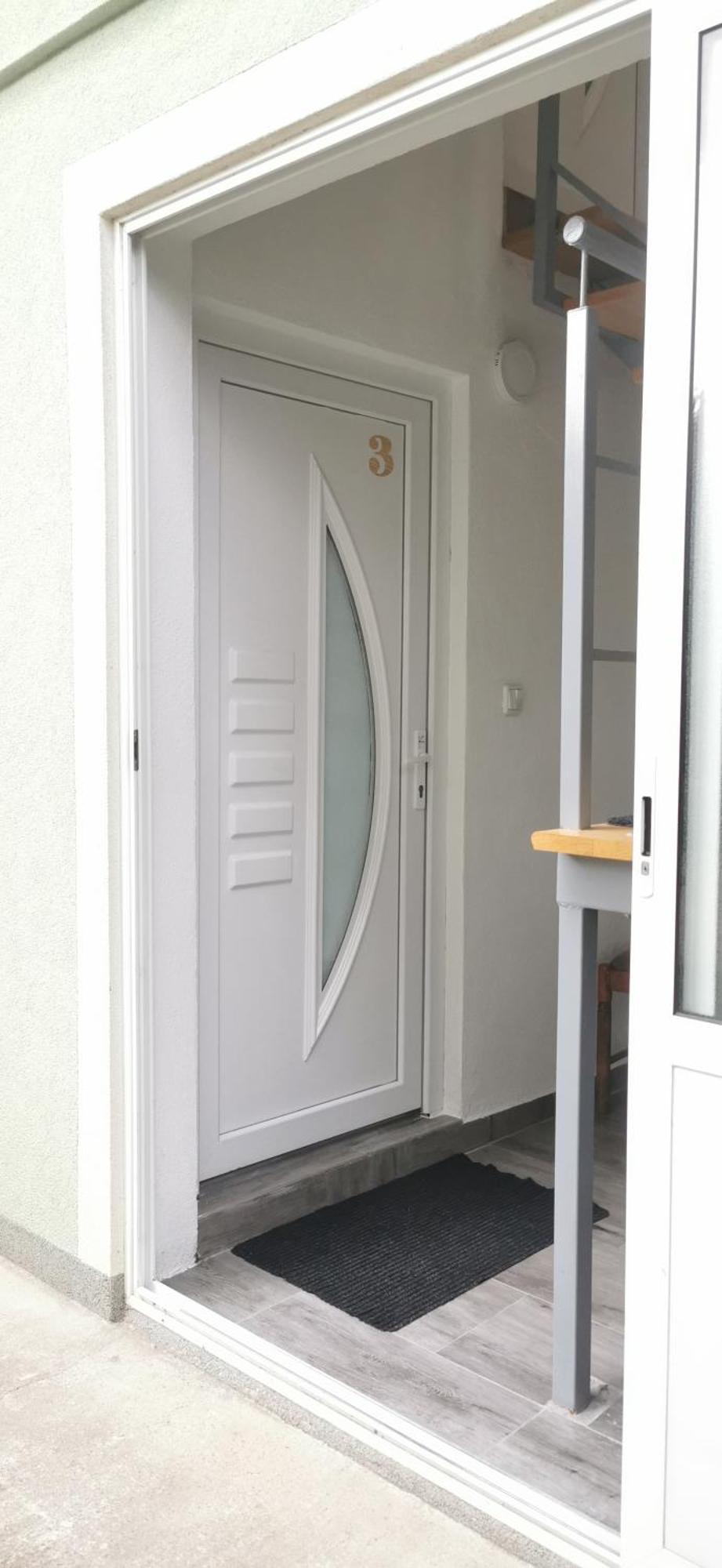 Ana Apartment Gračac Екстериор снимка