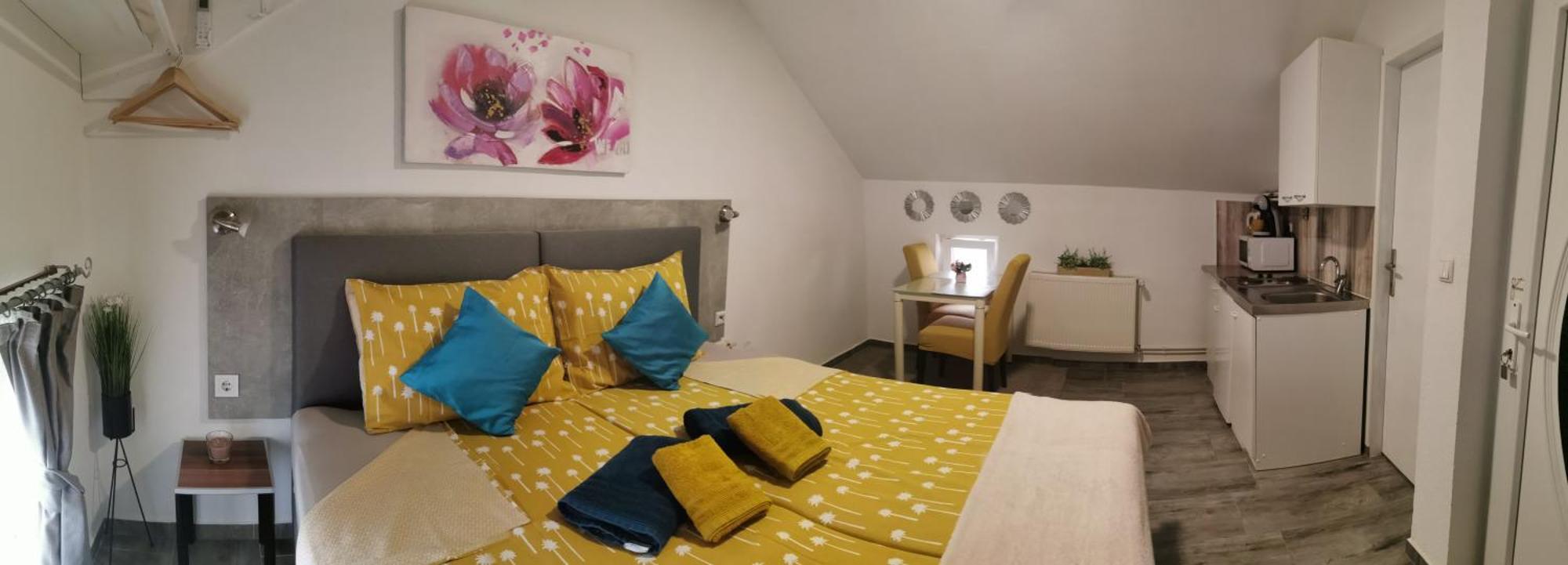 Ana Apartment Gračac Екстериор снимка